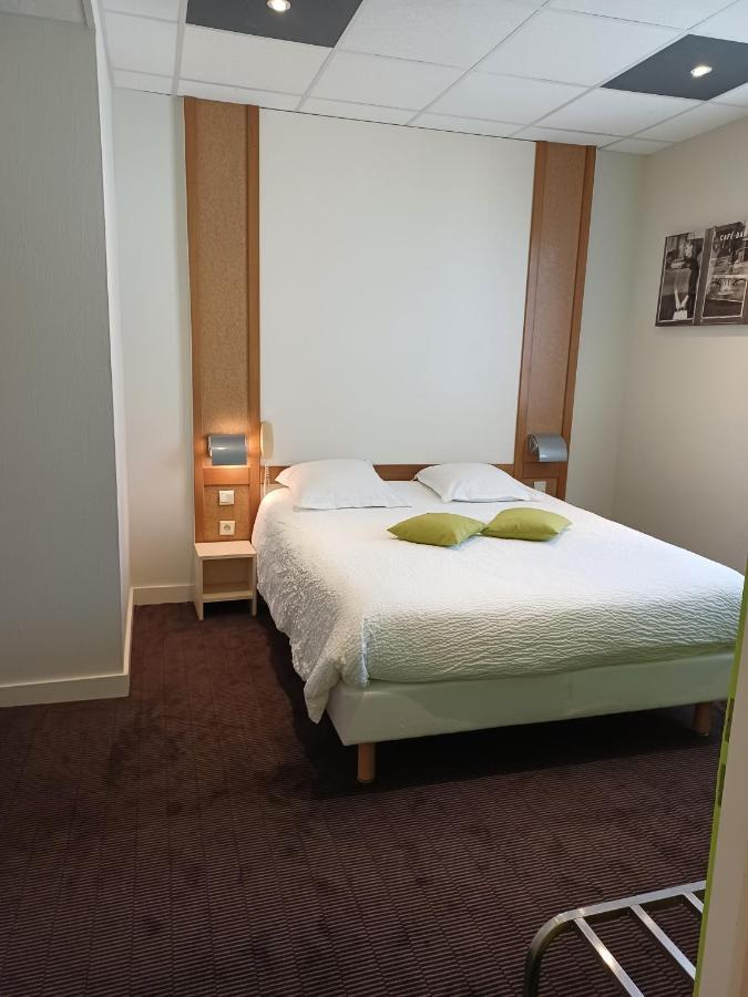 Logis - Hotel Restaurant Bellevue Annecy Bagian luar foto