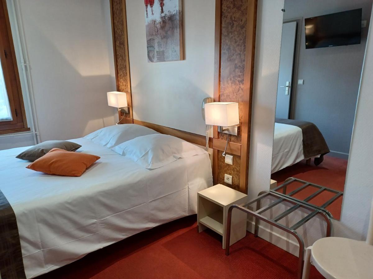 Logis - Hotel Restaurant Bellevue Annecy Bagian luar foto