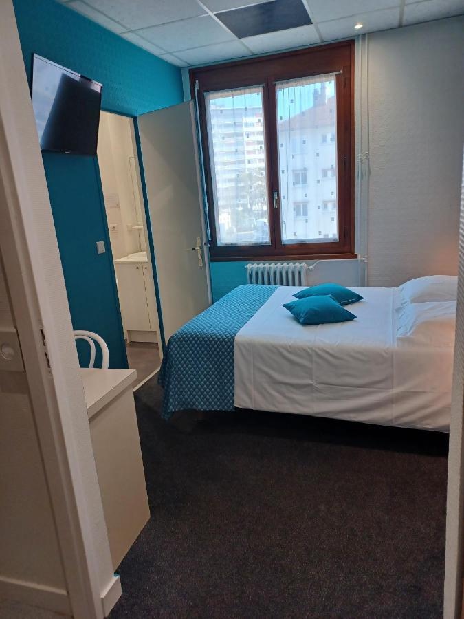 Logis - Hotel Restaurant Bellevue Annecy Bagian luar foto